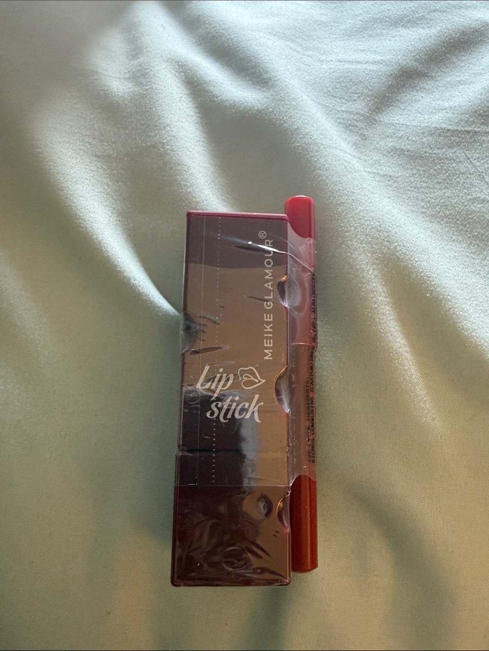 Glamour Lipstick - Red Pink Shade